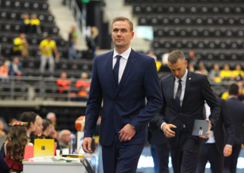 R. Javtokas vie&scaron;ai atsipra&scaron;ė K. Nacickaitės-van der Horst