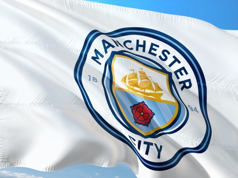 &bdquo;Man City&ldquo; perra&scaron;ė klubo istoriją