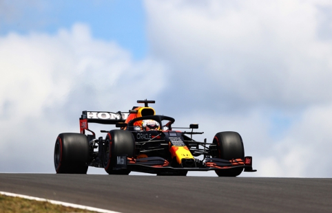 Ta&scaron;ką už greičiausią ratą praradęs M. Verstappenas: tai buvo keistas sprendimas