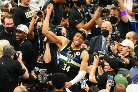 G. Antetokounmpo vedami &bdquo;Bucks&ldquo; i&scaron;kovojo NBA titulą po 50 metų pertraukos