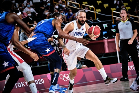 Staigmena: JAV rinktinė po 17 metų pertraukos pirmą kartą patyrė pralaimėjimą olimpiadoje