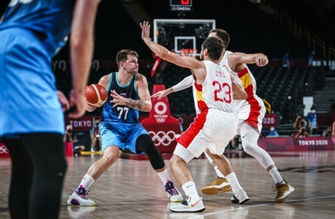 L. Dončičiaus vedama Slovėnija žengė į pusfinalį, JAV po ilgosios pertraukos pranoko ispanus