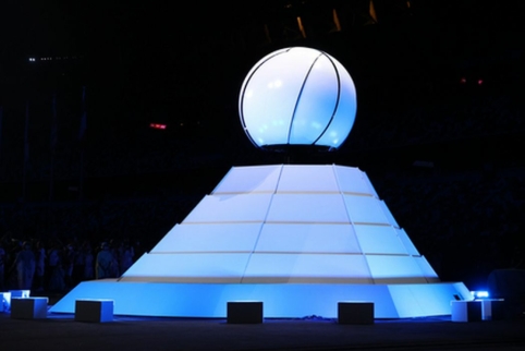 Olimpinė ugnis užgeso: oficialiai baigtos Tokijo olimpinės žaidynės