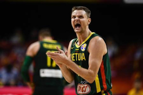 Renaldas Seibutis oficialiai paskelbė, jog baigė krep&scaron;ininko karjerą