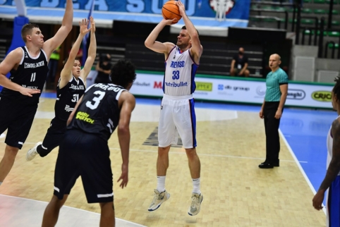 Italijoje &ndash; T. Dim&scaron;os trita&scaron;kių lietus ir puikus O. Olisevičiaus pasirodymas