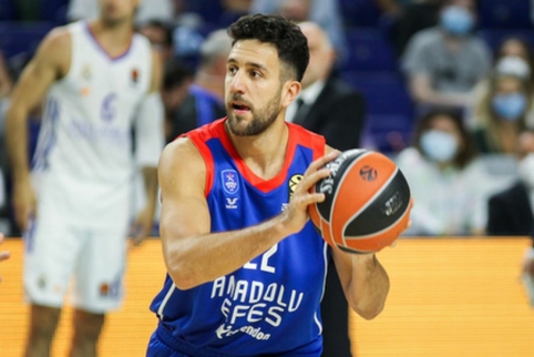 Staigmenos Eurolygoje: Turkijos grandai netikėtai krito svečiuose