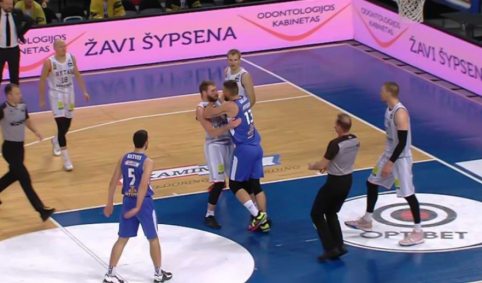 Konfliktais pažymėtose rungtynėse &ndash; &bdquo;Ryto&ldquo; pergalė prie&scaron; &bdquo;Neptūną&ldquo; (VIDEO)