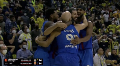 Fantasti&scaron;kas N. Mirotičiaus metimas padovanojo &Scaron;. Jasikevičiui jubiliejinę pergalę