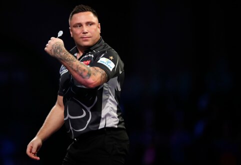 Lėtai mačą pradėjęs pasaulio čempionas turnyrą pradėjo sėkmingai