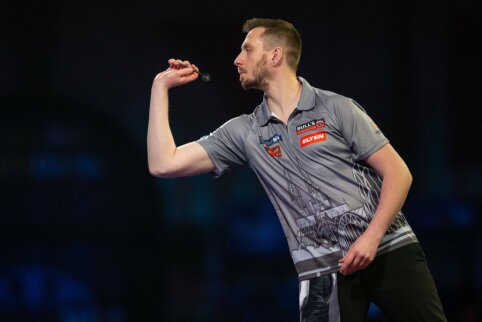 Pirmoji pasaulio čempionato staigmena: F. Hempelis eliminavo 5-ą pasaulio reitingą