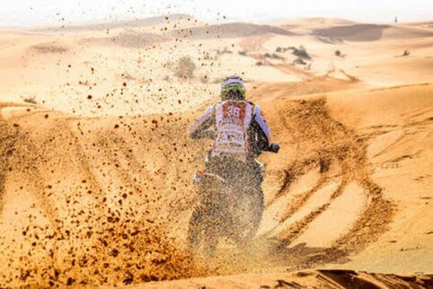 Dakaro apžvalga: A. Gelažninkas toliau lyderiauja savo klasėje, R. Baciu&scaron;ka &ndash; pastoviai 5-as