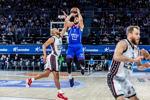 &bdquo;Anadolu Efes&ldquo; atsidūrė per pergalę nuo Eurolygos finalo ketverto