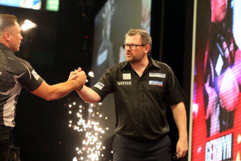 Fenomenalus J. Wade'as laimėjo Premier lygos turą Dubline