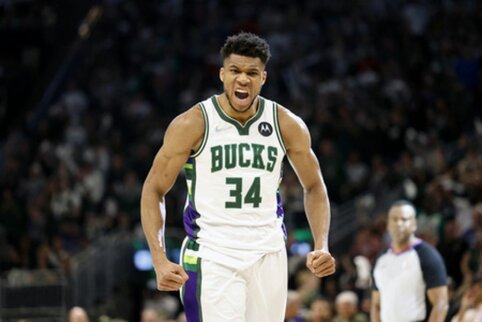 Monstri&scaron;kos G. Antetokounmpo rungtynės padėjo &bdquo;Bucks&ldquo; dar kartą įsiveržti į priekį serijoje