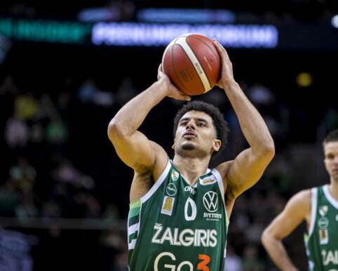 &bdquo;Žalgiris&ldquo; dramati&scaron;ka pergale pradėjo LKL pusfinalį