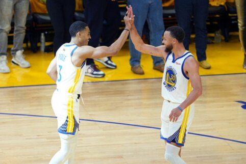Neįtikėtiną spurtą surengę &bdquo;Warriors&ldquo; &ndash; NBA čempionai