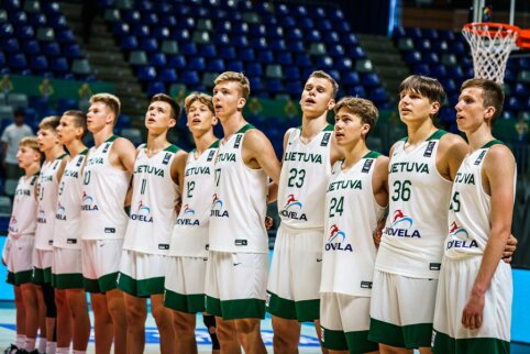 Nesustabdomi: Lietuvos septyniolikmečiai nu&scaron;lavė lenkus ir pateko į PČ pusfinalį