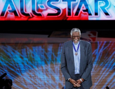 Anapilin i&scaron;keliavo visų laikų tituluočiausias NBA žaidėjas Billas Russellas