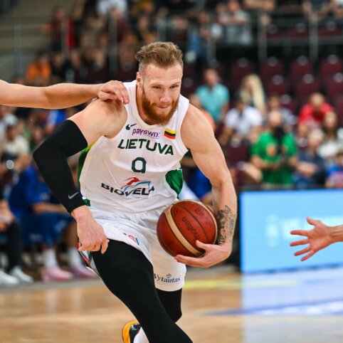 I. Brazdeikio vedami lietuviai dar kartą nugalėjo Estiją