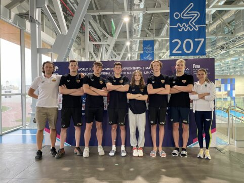 Vyrų 4x100 m l. stiliaus rinktinė su antru rezultatu pateko į pasaulio jaunimo čempionato finalą