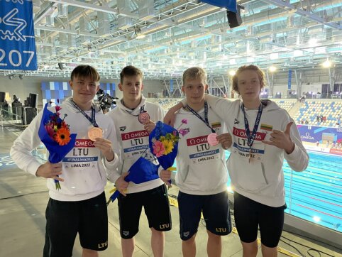 Vyrų estafetės rinktinė &ndash; pasaulio jaunimo čempionato prizininkai!