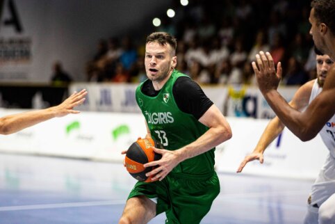 &bdquo;Žalgiris&ldquo; nutraukė sutartį su T. Dim&scaron;a