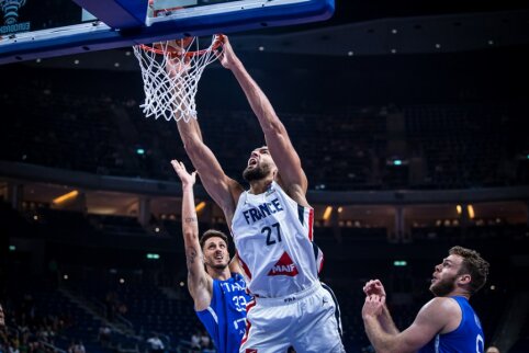 Vėl i&scaron;sigelbėję prancūzai užbaigė Italijos žygį čempionate