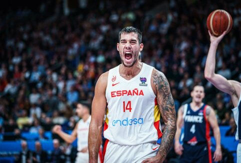 &bdquo;Barcelona&ldquo; drebina rinką: prisiviliojo Willy Hernangomezą