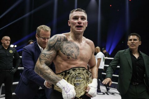 Į Lietuvą su pasaulio čempiono diržu grįžęs &bdquo;Kuvalda&ldquo;: &bdquo;Dabar svajoju apie atostogas&ldquo;