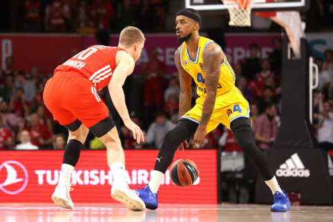 Kosminio L. Browno neužteko: &bdquo;Bayern&ldquo; atkaklioje kovoje patiesė &bdquo;Maccabi&ldquo;