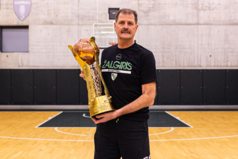 &bdquo;Žalgirio&ldquo; LKL čempionų taurė parduota už 25 tūkst. eurų