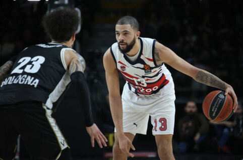 &bdquo;AX Armani&ldquo; siekia D. Thompsono para&scaron;o