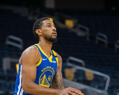 Uteni&scaron;kiai prisiviliojo 28-erių amerikietį gynėją