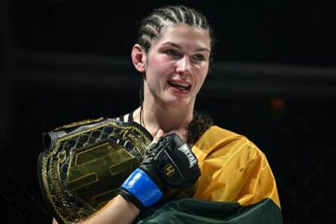 Nepaisant pralaimėjimo, įvertinimas &ndash; E. Kareckaitė gavo 100 tūkst. premiją už savo UFC kovą