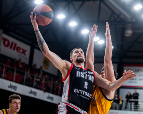 &bdquo;Žalgiris&ldquo; &ndash; ant prarajos kra&scaron;to: &bdquo;Rytas&ldquo; namuose triumfavo po pratęsimo