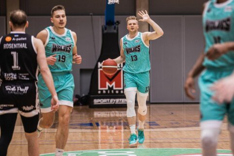 Badalonoje &ndash; dar vienas &bdquo;Wolves&ldquo; pratęsimas ir pergalę galėjęs i&scaron;pė&scaron;ti Sulaimono metimas