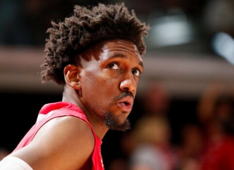 &bdquo;EA7&ldquo; Emporio Armani&ldquo; domisi Italijoje žibančiu buvusiu NBA žaidėju