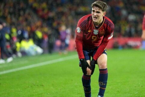 FIFA priversta i&scaron;mokėti didžiulę kompensaciją &bdquo;Barcelona&ldquo; komandai už Gavi patirtą traumą