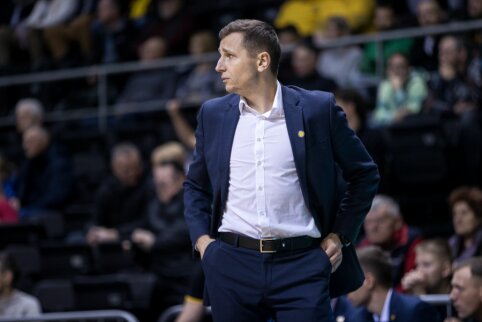 N. Mazuro kelio pabaiga? Gausiai žiūrovų palaikomi &bdquo;&Scaron;iauliai&ldquo; liko pažeminti uteni&scaron;kių