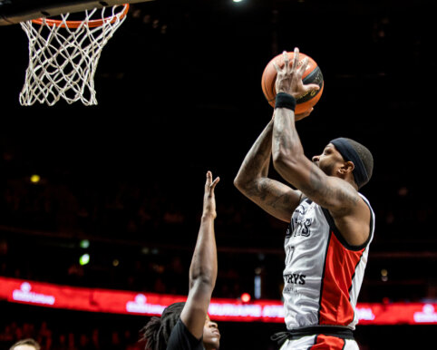 &bdquo;Ryto&ldquo; sirgaliams tai patiks: M. Fosterio lemiamas metimas i&scaron;plė&scaron;ė &bdquo;Hapoel&ldquo; bilietą į Europos taurės finalą