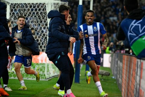 Čempionų lyga: &bdquo;Arsenal&ldquo; suklupo Portugalijoje, &bdquo;Barcelona&ldquo; neįveikė italų