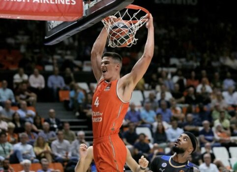 &bdquo;Valencia&ldquo; stengiasi i&scaron;saugoti &bdquo;Real&ldquo; akiratyje esantį auk&scaron;taūgį