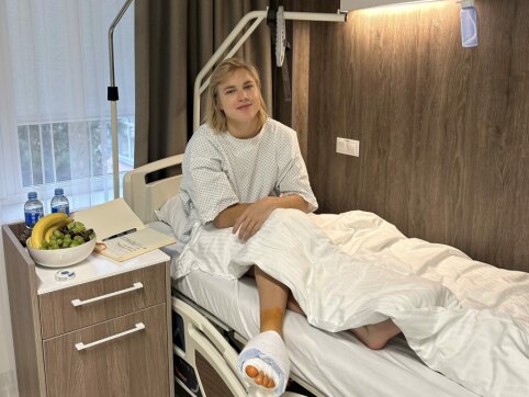 Po pasaulio čempionato &ndash; operacija: ai&scaron;kėja, kiek laiko be sporto praleis R. Meilutytė