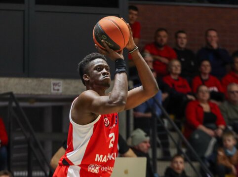 A. Antetokounmpo &ndash; apie galimą brolių vizitą ir įkvepiantį D. Sirvydžio pavyzdį