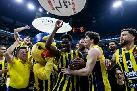 Eurolygos vakaras Stambule pažymėtas rekordu &ndash; N. Hayesas-Davisas į ALBA krep&scaron;į sumetė 50 ta&scaron;kų