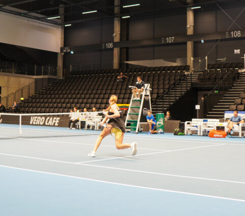 A. Luko&scaron;iūtė Egipte ir toliau nesustabdoma - pasiekė pusfinalį per du setus