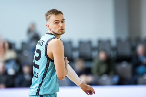 A. Žagaro sugrįžimo mače &ndash; triu&scaron;kinanti &bdquo;Wolves&ldquo; pergalė prie&scaron; pasvaliečius