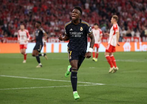 Čempionų lygos pusfinalyje &ndash; rezultatyvios &bdquo;Bayern&ldquo; ir &bdquo;Real&ldquo; lygiosios