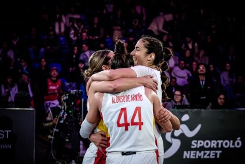 Pamatykite: ispanės nerealiu metimu per save i&scaron;plė&scaron;ė bilietą į olimpines žaidynes