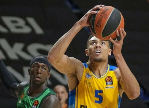 &bdquo;Fenerbahce&ldquo; drebina rinką: komandą papildė W. Baldwinas